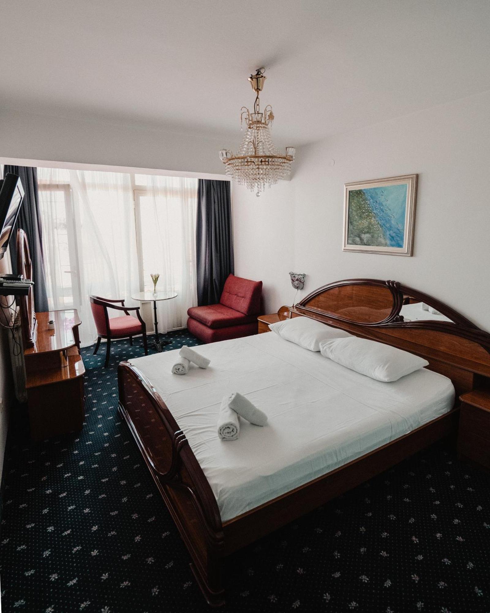 Nico Hotel